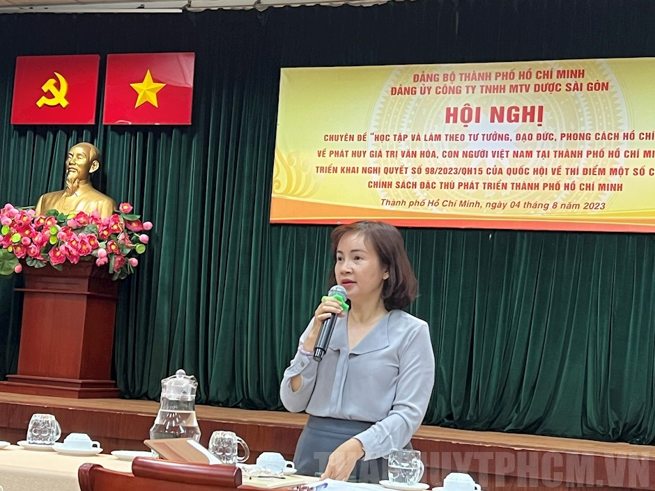 Đẩy mạnh học tập và làm theo tư tưởng đạo đức phong cách Hồ Chí Minh