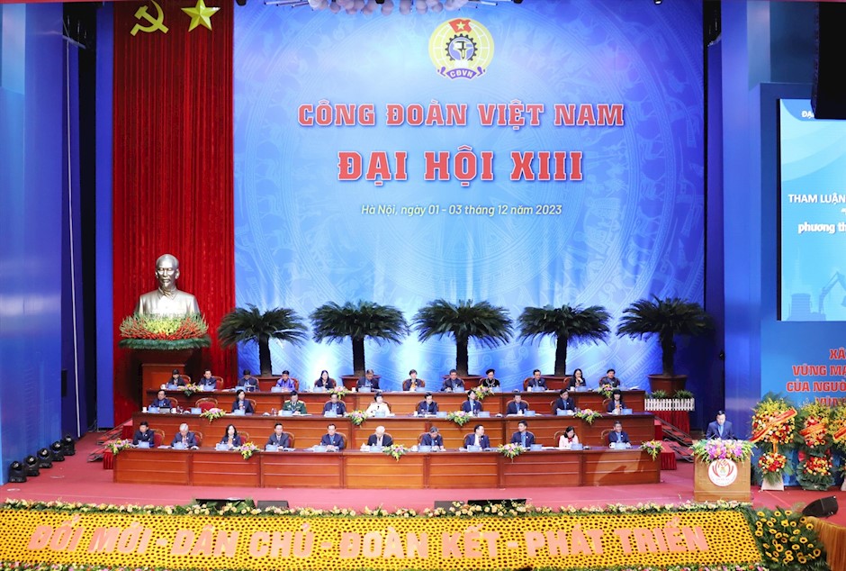 Đoàn Chủ tịch đại hội