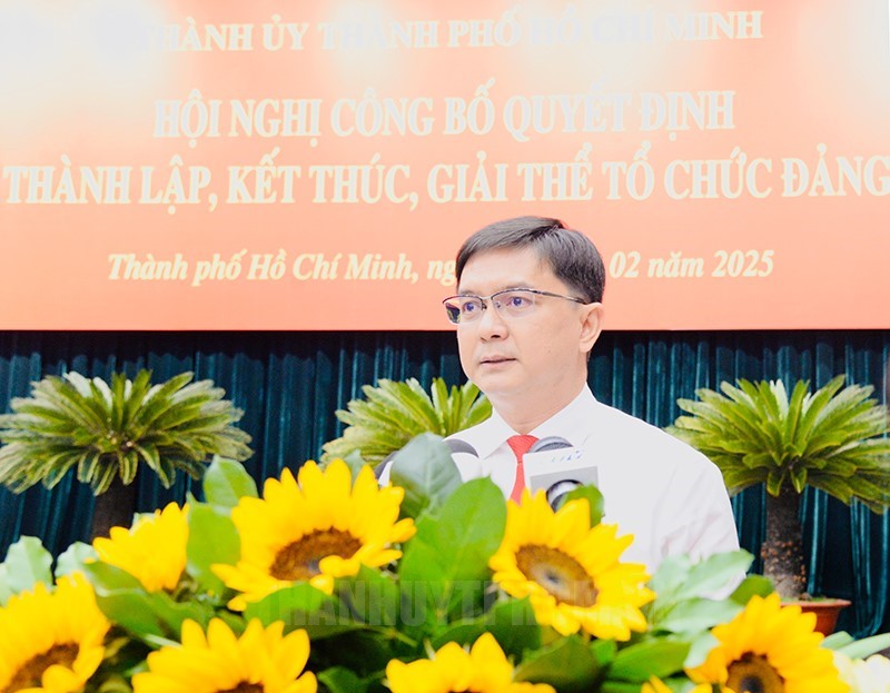 Đồng chí Nguyễn Mạnh Cường phát biểu tại hội nghị