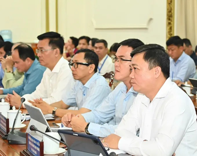 Đại biểu dự phiên họp. (Ảnh: SGGP)