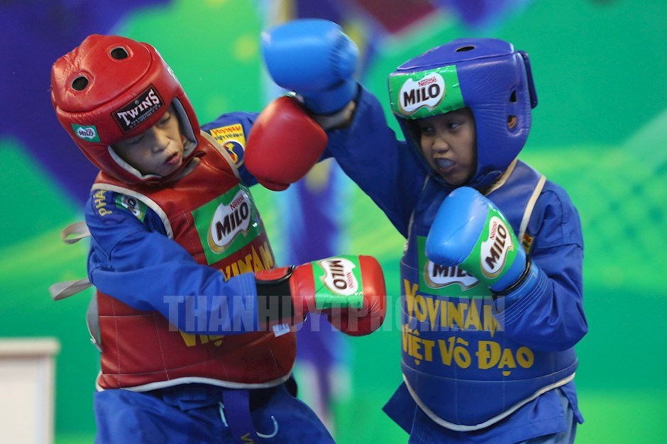 C&aacute;c v&otilde; sinh tranh t&agrave;i ở 108 bộ huy chương của 62 nội dung quyền v&agrave; đối kh&aacute;ng, ở cả 3 cấp học