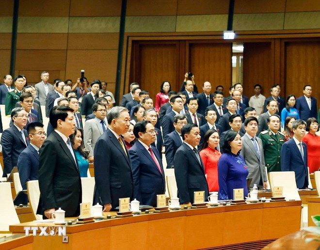 Tổng Bí thư, Chủ tịch nước Tô Lâm và các đại biểu tham dự Lễ tuyên thệ của Thủ tướng Chính phủ Lê Minh Hưng. (Ảnh: TTXVN)