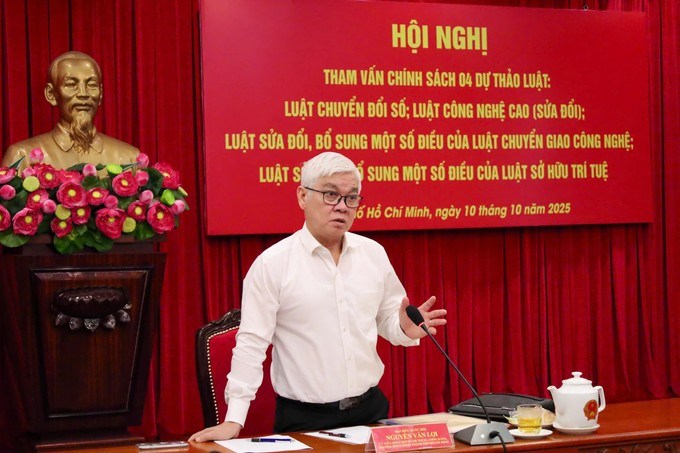 Đồng chí Nguyễn Văn Lợi phát biểu đề dẫn tại hội nghị. (Ảnh: SGGP)