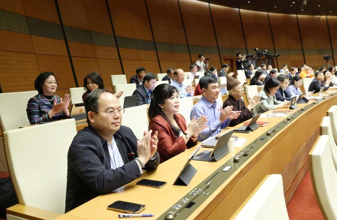 Quang cảnh hội trường Diên Hồng, sáng 10/12