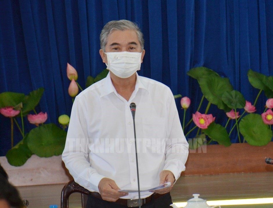 Phó Chủ tịch UBND TP Ngô Minh Châu phát biểu tại buổi làm việc