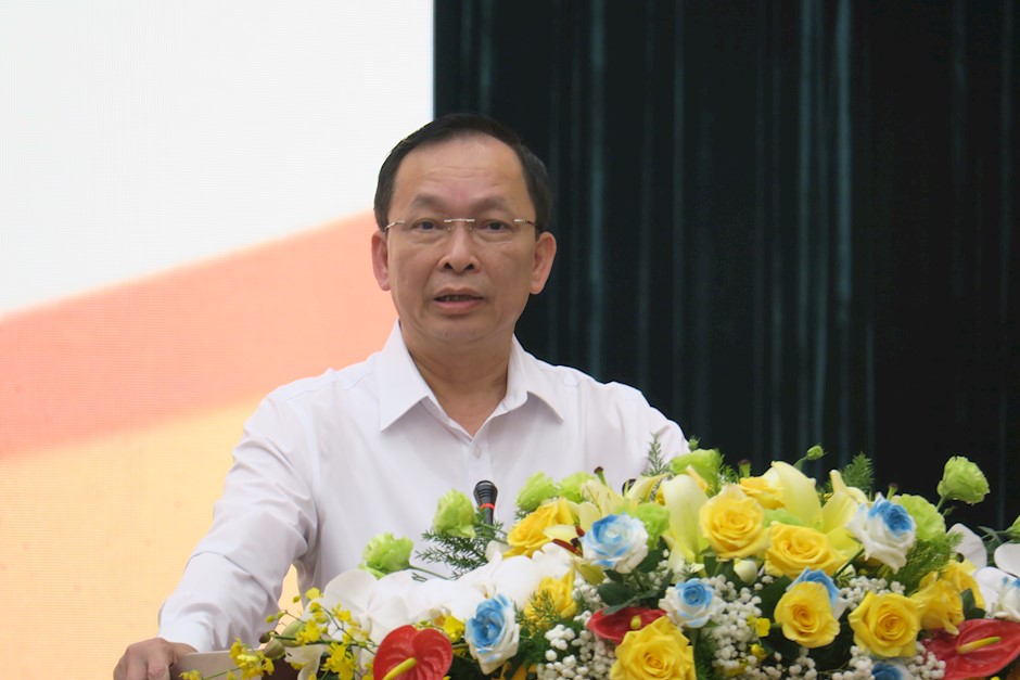 Phó Thống đốc Thường trực NHNN Đào Minh Tú báo cáo tại hội nghị