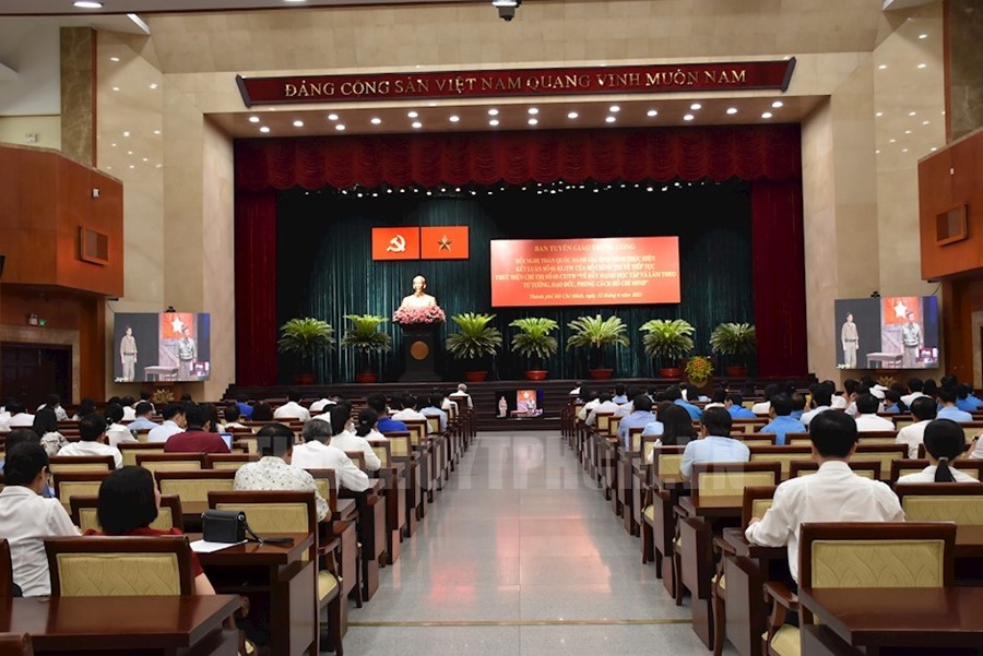Các đại biểu tham dự tại điểm cầu TPHCM. ảnh: Ng. Nam