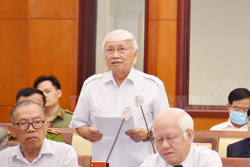 Đồng chí Phan Xuân Biên phát biểu tại Hội thảo. (Ảnh: Đan Như)