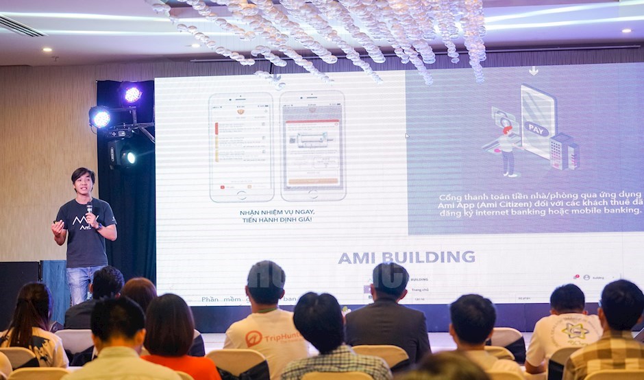 ông Lê Hoàng Nhật, đồng sáng lập – Giám đốc Điều hành Công ty cổ phần Công nghệ BMG Ami giới thiệu về nền tảng số của Ami