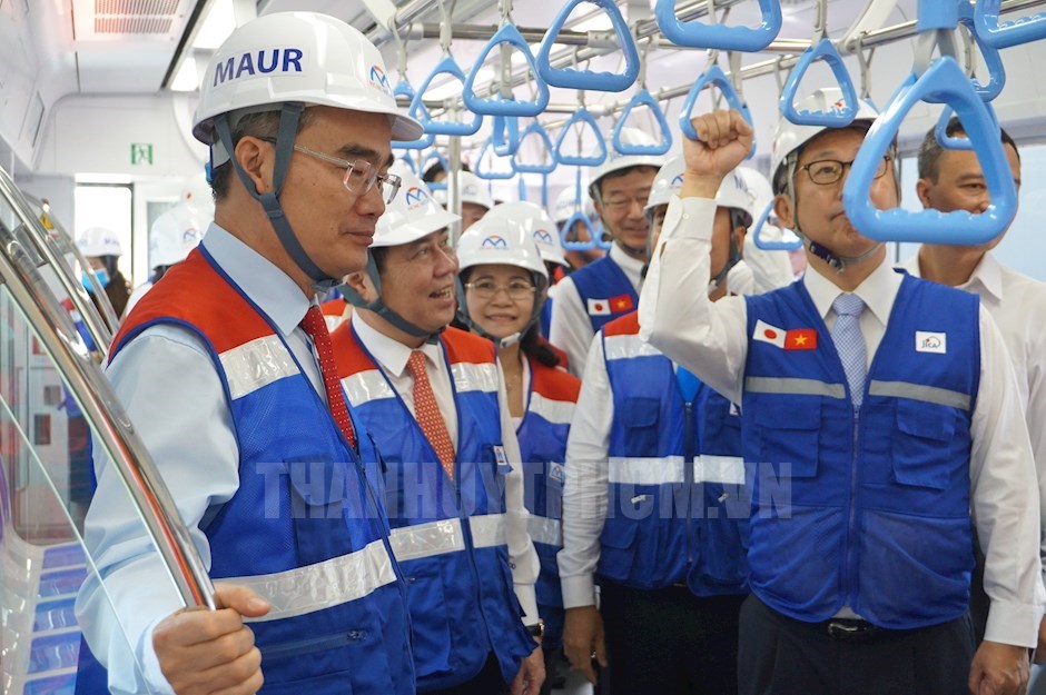 Lãnh đạo TPHCM tham quan tàu metro Bến Thành - Suối Tiên