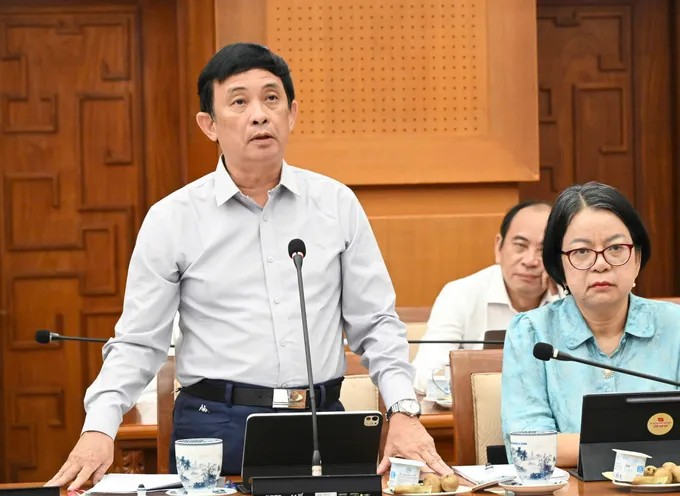 Đại diện lãnh đạo các cơ quan, đơn vị phát biểu tại hội nghị. Ảnh: VIỆT DŨNG