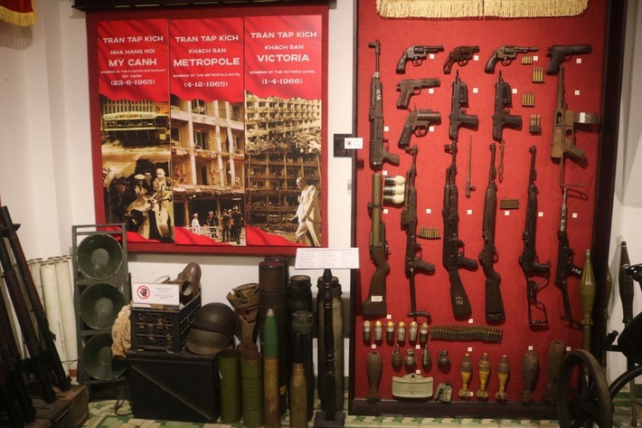 Vũ khí chiến đấu của lực lượng Biệt động Sài Gòn - Gia Định. (Ảnh: Daibieunhandan.vn)