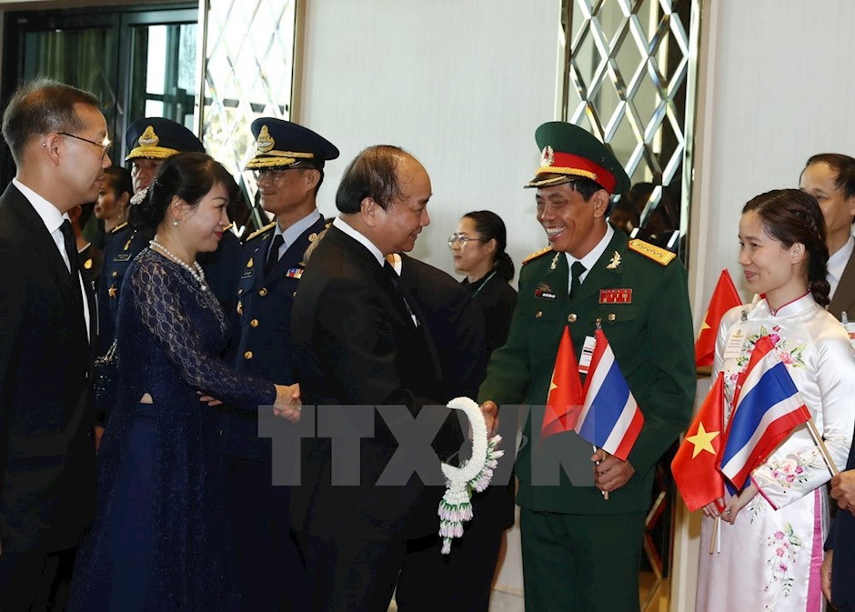 Quang cảnh lễ đón Thủ tướng Nguyễn Xuân Phúc và Phu nhân tại sân bay quân sự Don Mueang, thủ đô Bangkok. (Ảnh: TTXVN)