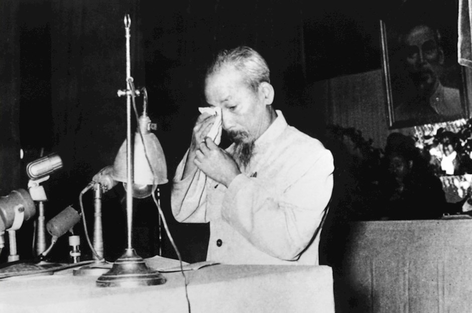 “Miền Nam luôn luôn ở trong trái tim tôi” - Chủ tịch Hồ Chí Minh xúc động khi nhắc đến sự hy sinh, gian khổ của đồng bào miền Nam ruột thịt tại kỳ họp Quốc hội khóa I, tháng 12 năm 1956.