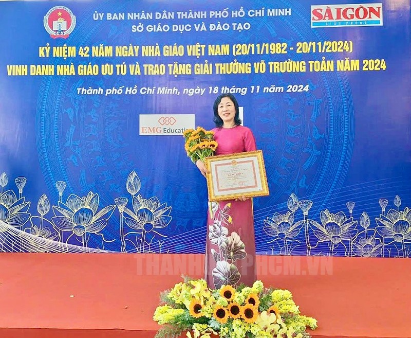 Cô Lê Thị Hồng Hoa, Hiệu trưởng Trường Chuyên biệt Ánh Dương, Quận 12 vinh dự được nhận Giải thưởng Võ Trường Toản lần thứ 27 năm 2024