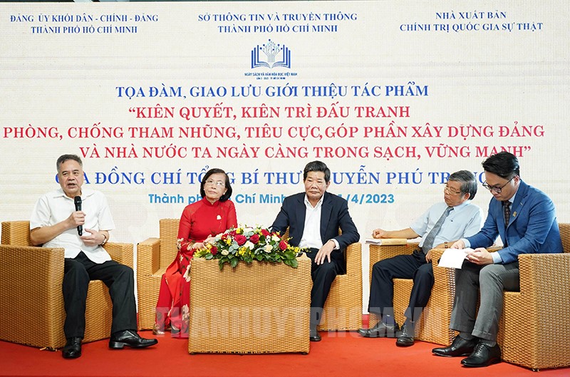 Các diễn giả tham gia tọa đàm