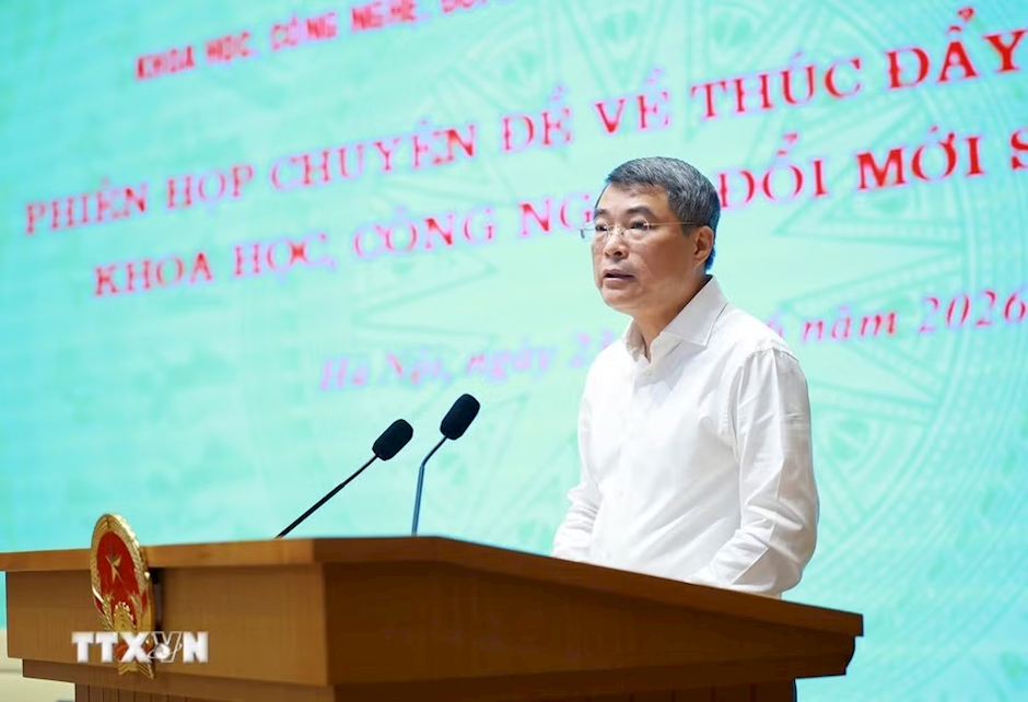 Thủ tướng Lê Minh Hưng, Trưởng Ban Chỉ đạo, phát biểu tại Phiên họp chuyên đề về thúc đẩy phát triển khoa học, công nghệ, đổi mới sáng tạo. (Ảnh: Dương Giang/TTXVN)