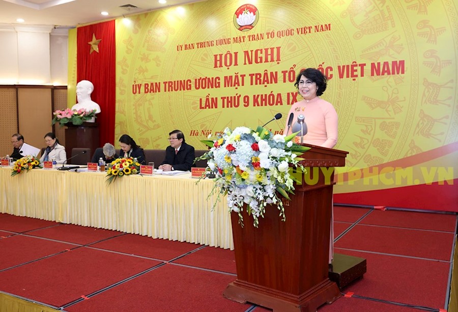 Đồng chí Tô Thị Bích Châu phát biểu nhận nhiệm vụ