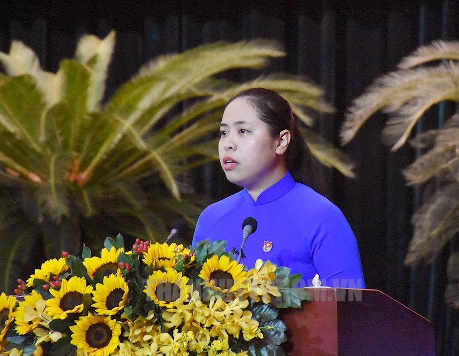 Đồng chí Trịnh Thị Huyền Trân phát biểu tại chương trình