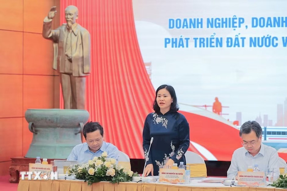 Đồng ch&iacute; Nguyễn Thị Tuyến, Ủy vi&ecirc;n Trung ương Đảng, Ph&oacute; B&iacute; thư Đảng ủy Ch&iacute;nh phủ ph&aacute;t biểu tại Hội nghị. (Ảnh: L&ecirc; Đ&ocirc;ng/TTXVN)