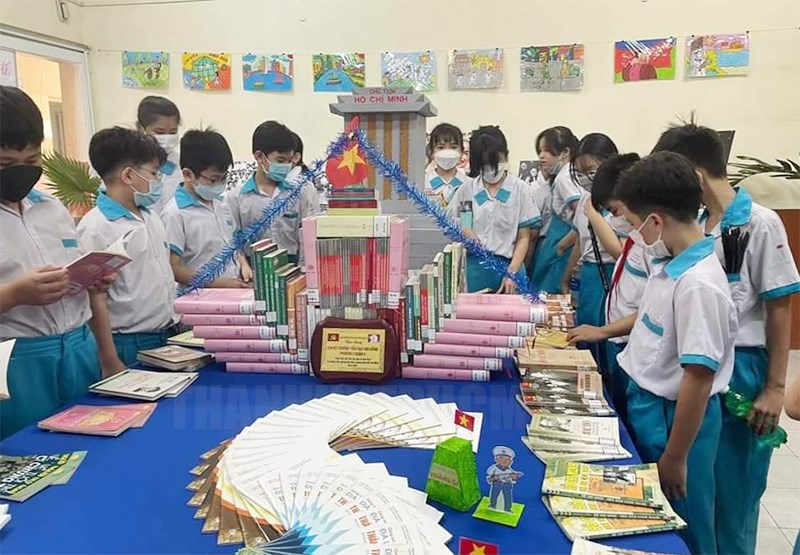 Ra mắt Không gian văn hóa Hồ Chí Minh tại Trường Tiểu học Phù Đổng, Phường 3.