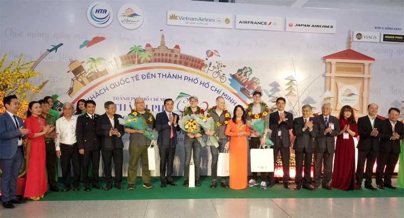 TPHCM tổ chức Lễ đón đoàn khách quốc tế đến TP đầu năm 2020.