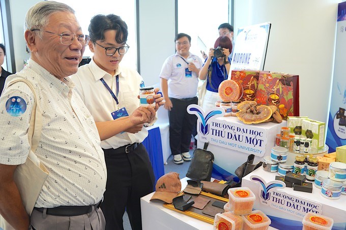 Sản phẩm của Trường Đại học Thủ Dầu Một. (Ảnh: SGGP)