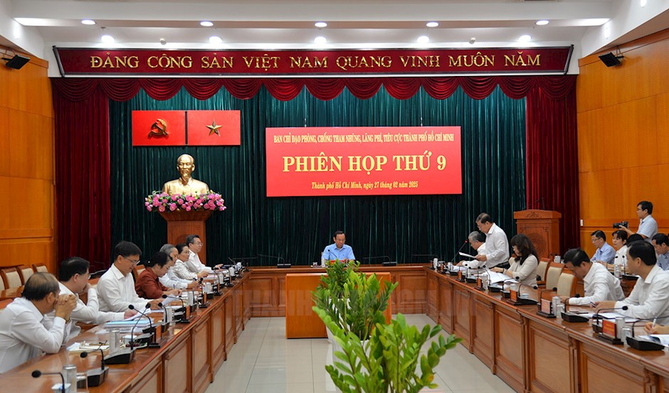 Quang cảnh phiên họp