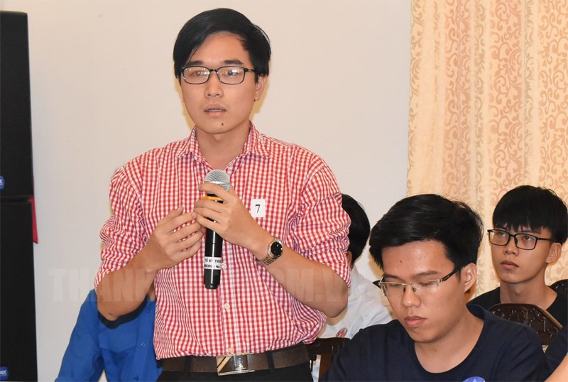 Nguyễn Đào Xuân Hải, thành viên của nhóm chế tạo robot y tế đa năng