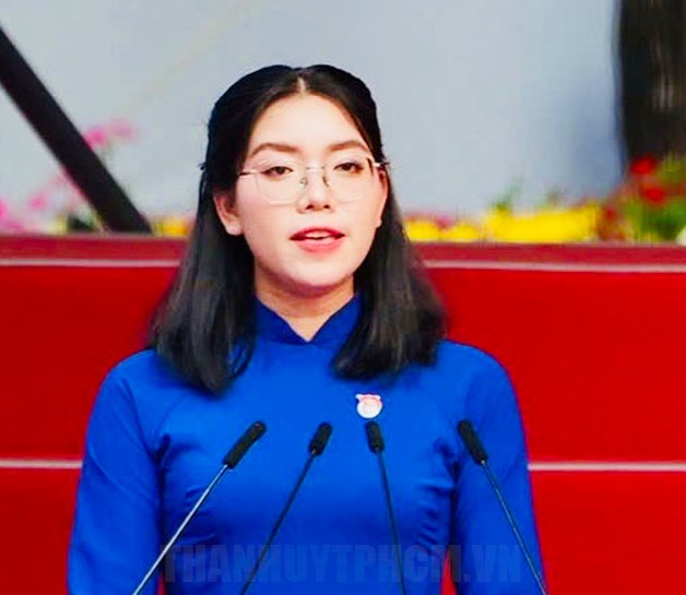 Đồng chí Huỳnh Mạnh Phương phát biểu tại buổi lễ.