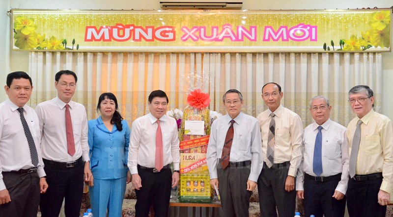 Chủ tịch UBND TPHCM Nguyễn Thành Phong thăm và chúc Tết Tổng Liên hội Hội thánh Tin Lành Việt Nam (miền Nam).