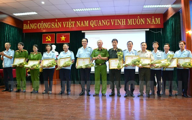 VAI TRÒ QUAN TRỌNG CỦA CHI CỤC TRONG QUẢN LÝ XUẤT NHẬP KHẨU HÀNG KHÔNG TẠI VIỆT NAM