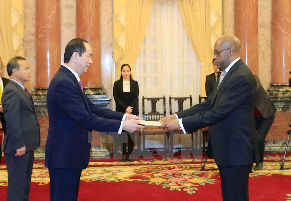Chủ tịch nước Trần Đại Quang tiếp các Đại sứ trình Quốc thư