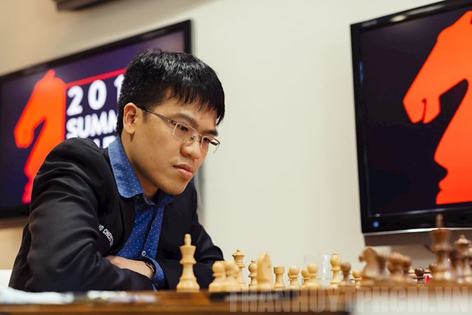 Lê Quang Liêm mới đánh bại các đối thủ để giành chiến thắng tại giải vô địch châu Âu. Anh ta đã thể hiện tài năng của mình và chứng tỏ rằng anh ta là một trong những cờ thủ hàng đầu thế giới. Hãy xem bức ảnh mới của anh ta để cảm nhận niềm hứng khởi và tự hào.