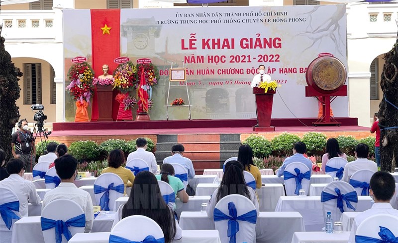 TPHCM tổ chức lễ khai giảng đặc biệt năm học 2021 - 2022