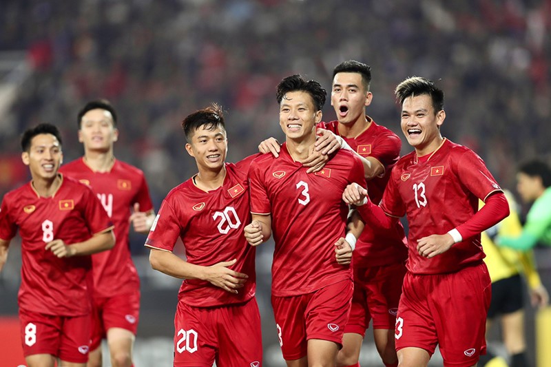 Đội tuyển Việt Nam lên hạng 95 thế giới