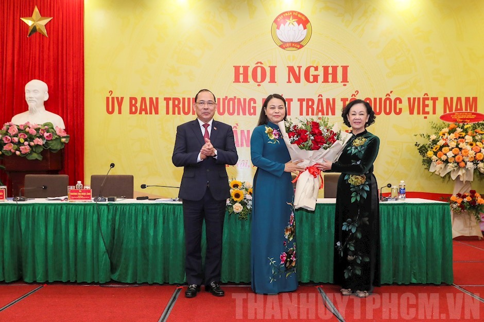 Bí Thư Tỉnh ủy Ninh Bình Làm Phó Chủ Tịch – Tổng Thư Ký Ủy Ban Trung 