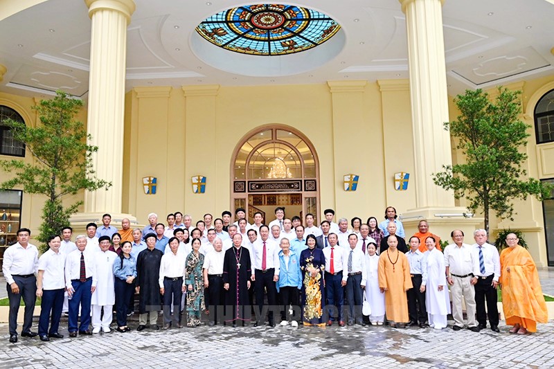 Đoàn đại biểu TPHCM đến thăm Tòa Tổng Giáo phận Hà Nội