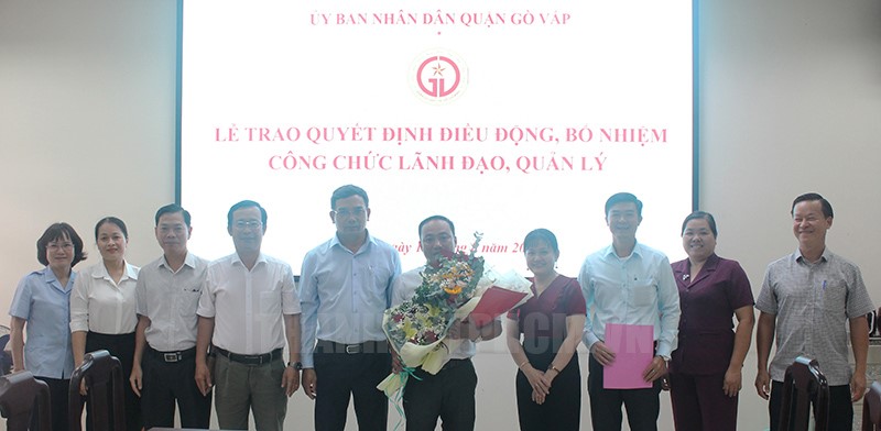Qun G Vp: Trao quyt nh iu ng, b nhim cn b c s