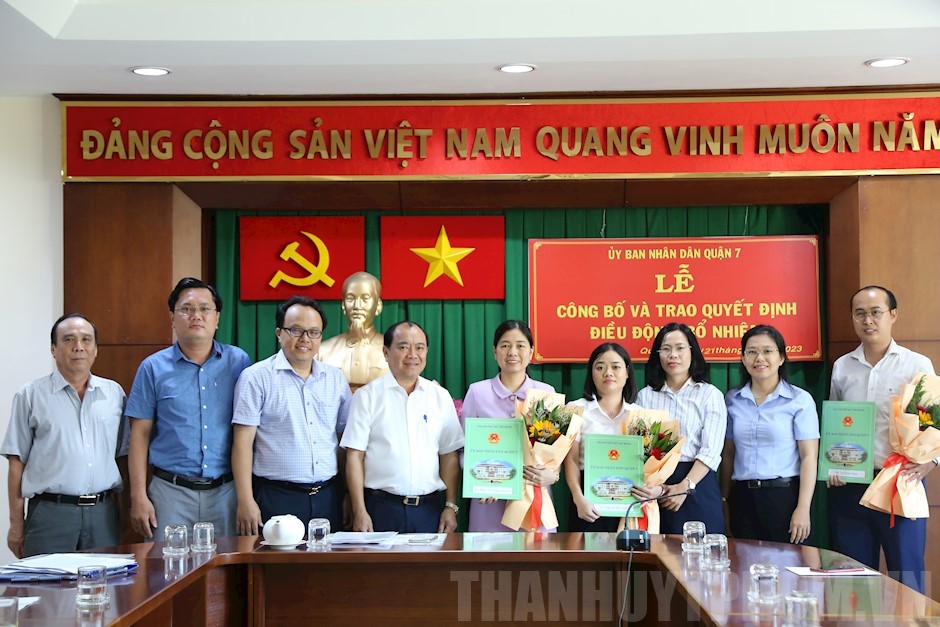 Lãnh Đạo Quận 7