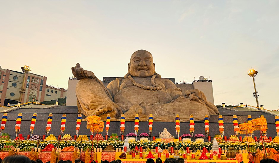 Lễ an vị tôn tượng Bồ tát Di Lặc tại tỉnh Tây Ninh