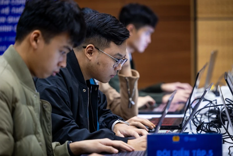 An ninh mạng Việt Nam năm 2025: Các hình thức tấn công của hacker sẽ khó  lường hơn