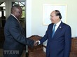 Thủ tướng Nguyễn Xuân Phúc gặp Tổng thống Nam Phi Cyril Ramaphosa. (Ảnh: TTXVN)