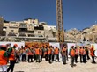 Một đoàn khách châu Phi thăm viếng cổ thành Jerusalem.
