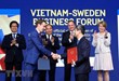 Thủ tướng Nguyễn Xuân Phúc và Thủ tướng Thụy Điển Stefan Löfven chứng kiến Lễ trao Biên bản thỏa thuận hợp tác giữa hai nước. (Ảnh: TTXVN)