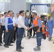 Phó Chủ tịch UBND TP Bùi Xuân Cường cảm ơn sự nỗ lực của các nhà thầu thi công.