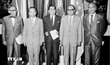 (Từ trái qua phải): Đại diện 5 quốc gia sáng lập khối ASEAN tại Bangkok, ngày 8/8/1967: Bộ trưởng Ngoại giao Philippines Narcio Ramos, Bộ trưởng Ngoại giao Indonesia Adam Malik, Bộ trưởng Ngoại giao Thái Lan Thanat Khoman, Phó Thủ tướng Malaysia Abdul Razak và Bộ trưởng Ngoại giao Singapore Sinnathamby Rajaratnam. (Ảnh: TTXVN)