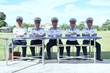 Đại tá Nguyễn Quốc Doanh, Phó tham mưu trưởng Hải quân (ngồi giữa) và thủ trưởng Bộ tư lệnh Vùng 5 Hải quân theo dõi chiến sĩ mới bắn đạn thật.