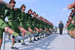 Đây là giai đoạn đầu của quá trình huấn luyện, nhằm hoàn thiện kỹ thuật cá nhân của từng chiến sỹ. (Ảnh: TTXVN)