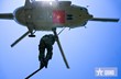 Huấn luyện nhảy dù và đổ treo cho lực lượng Chống khủng bố là nội dung huấn luyện hàng năm của Tiểu đoàn Đặc công 19.